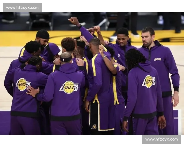 10湖人vs巅峰对决引爆赛季焦点全景解析战术实力与未来走向